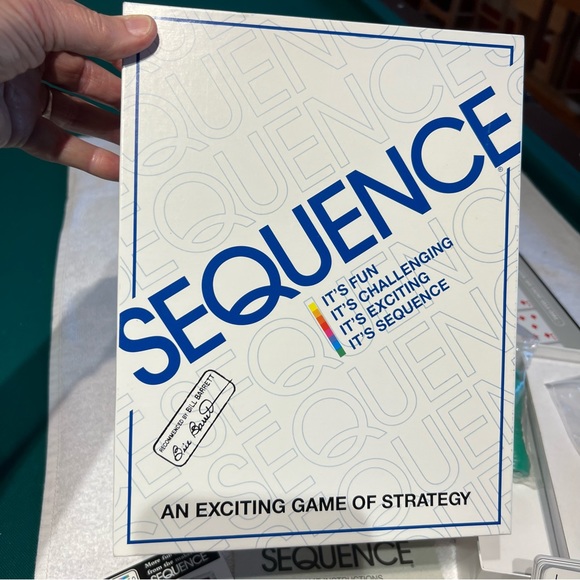 Sequence strategy board game - Picture 2 of 9